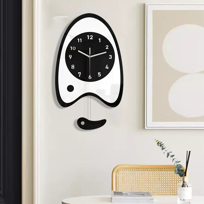 Cute Fish Bait Silent Pendulum Wall Clock