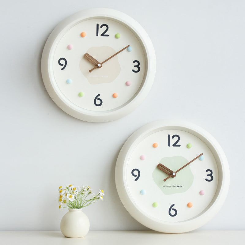 Cute Minimalist Wall Décor Silent Clock
