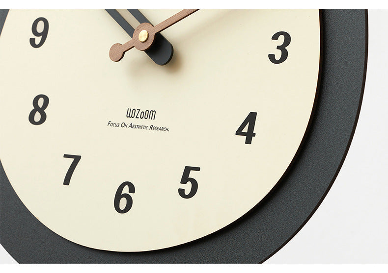Modern Circular Wall Décor Pendulum Clock