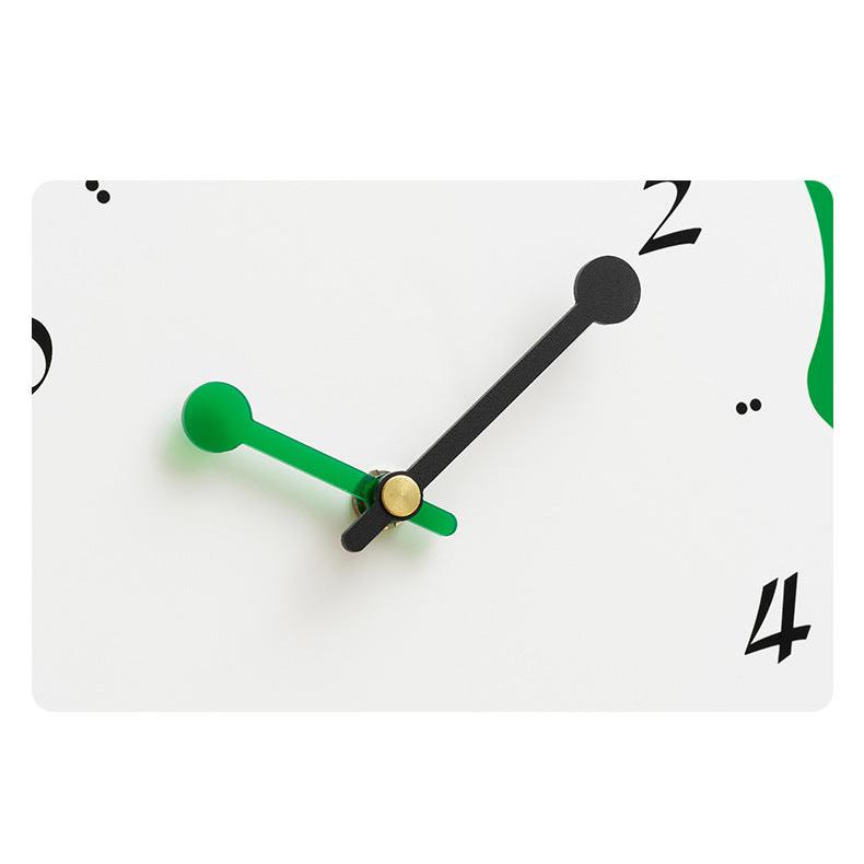 Flower Shaped Wall Décor Pendulum Clock