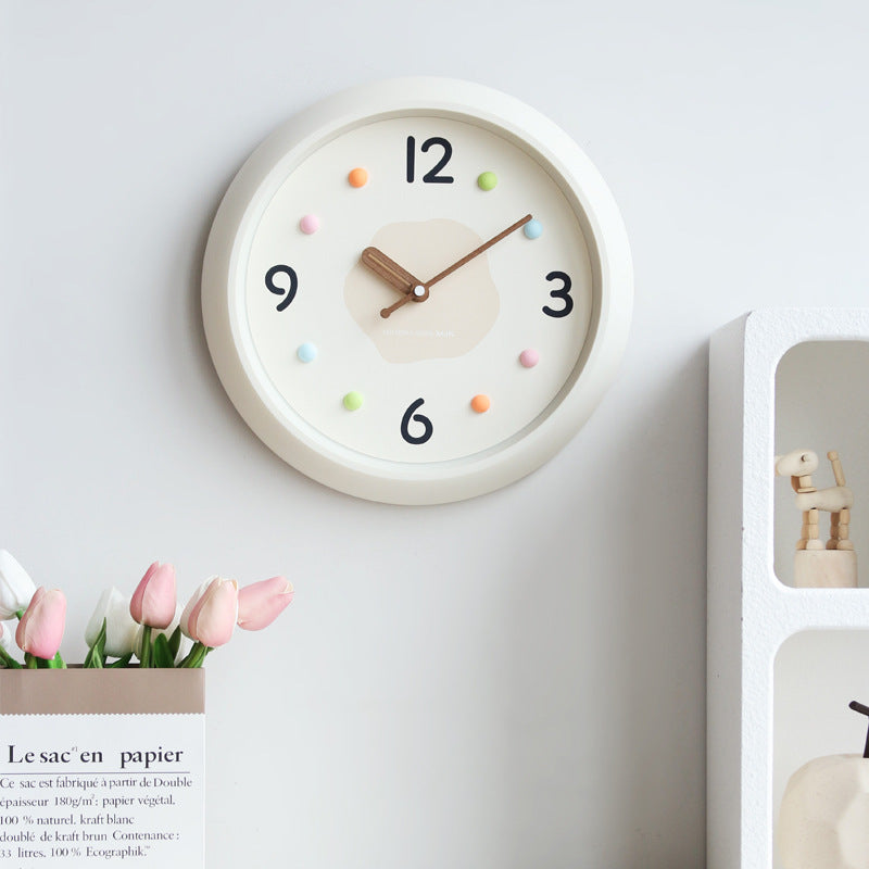 Cute Minimalist Wall Décor Silent Clock