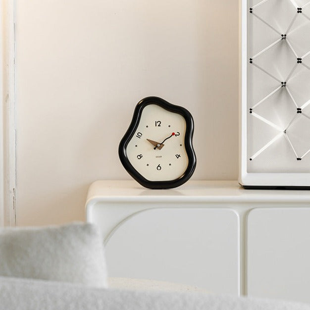 3D Distorted Table Clock for Lounge