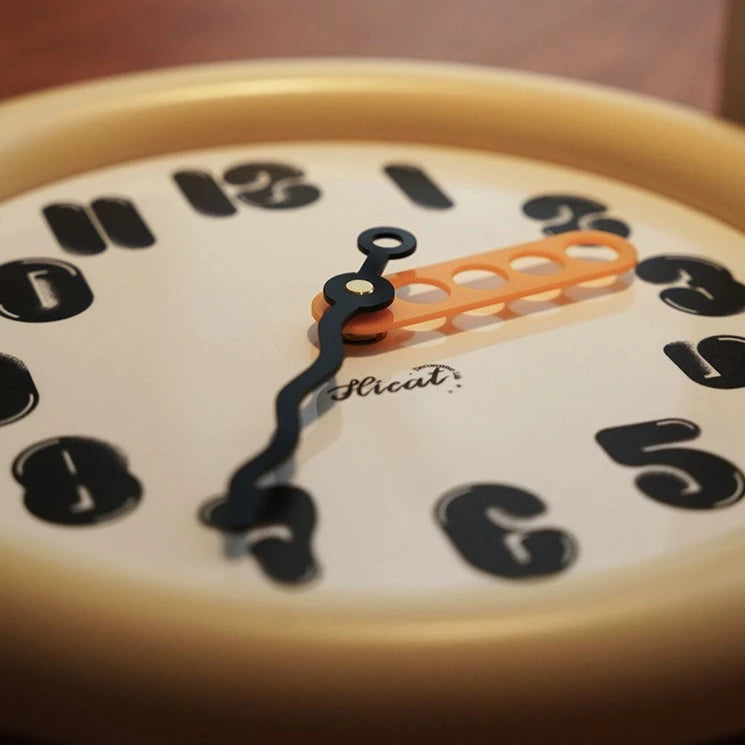 Loforay™ Dainty Nordic Round Silent Wall Clock