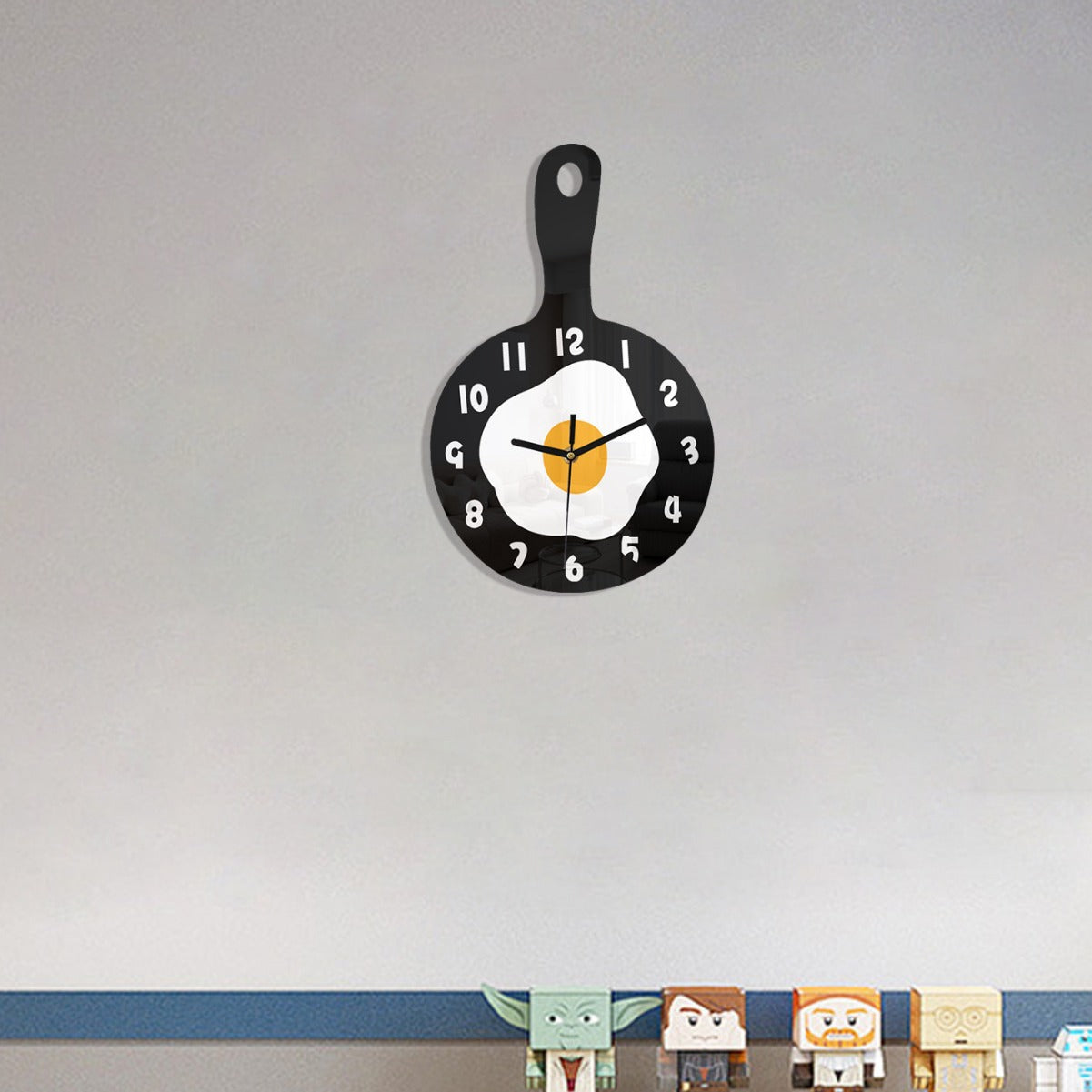 Egg Pan Shaped Kitchen Wall Décor Clock