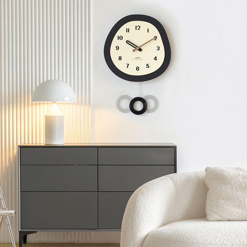 Modern Circular Wall Décor Pendulum Clock