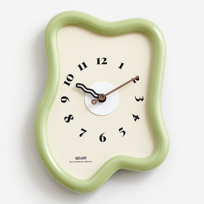 3D Distorted Wall Decoration Clock for Lounge