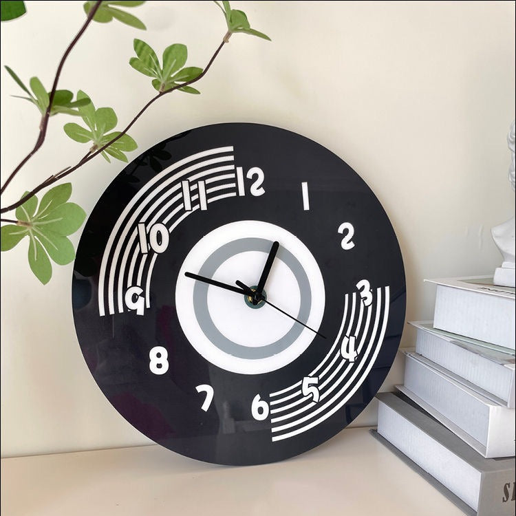 Black Circular Vintage Style Silent Wall Clock