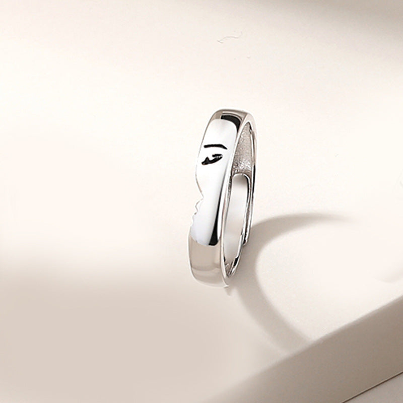 Kissing Couple Anniversary Rings Set with Names Engraved