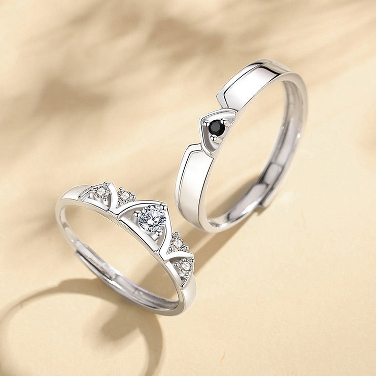 Engravable Cute Crown Couple Wedding Rings Set