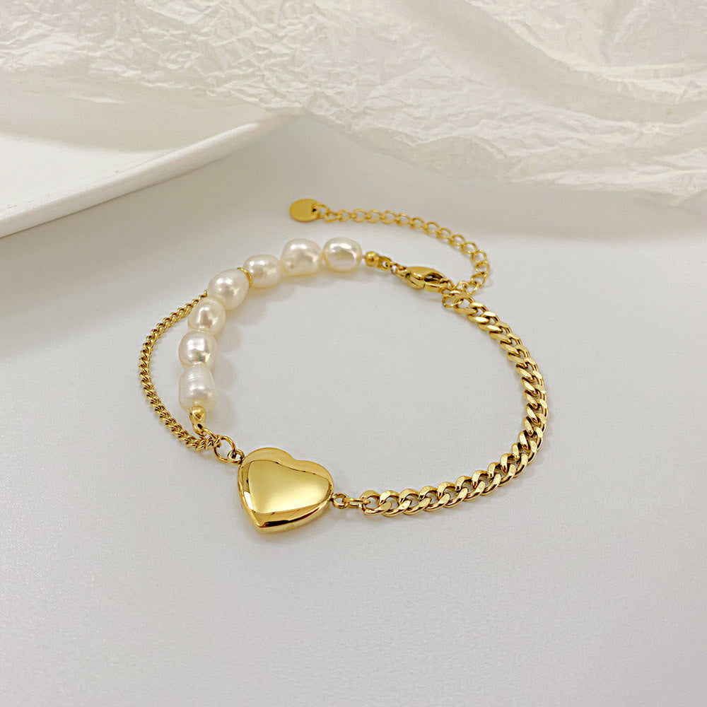 Trending Pearl Curb Link Bracelet