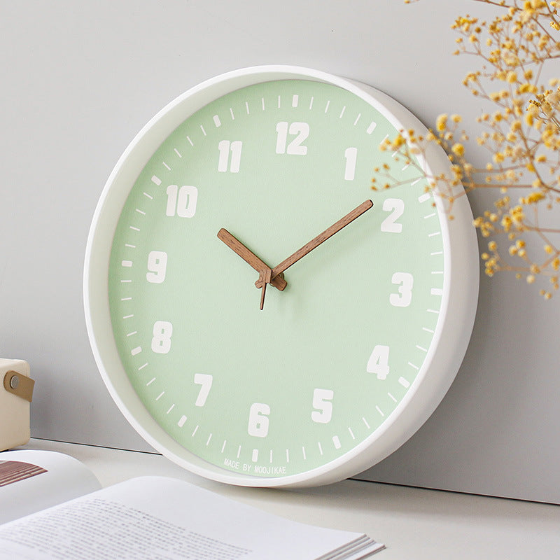 Simple Modern Silent Wall Deco Clock