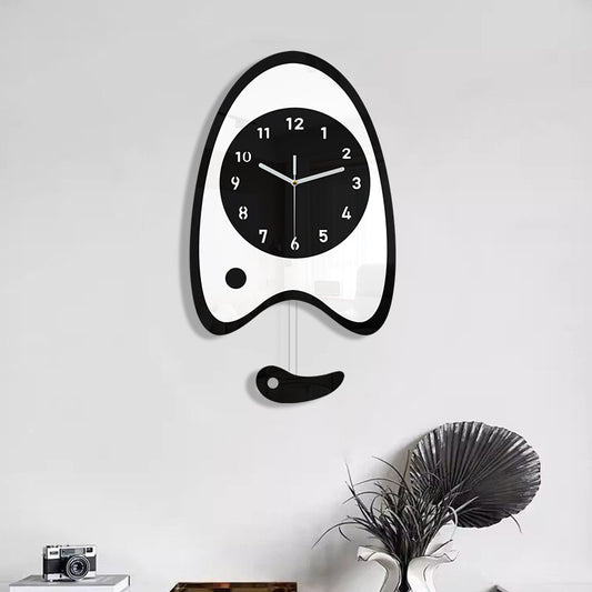 Cute Fish Bait Silent Pendulum Wall Clock