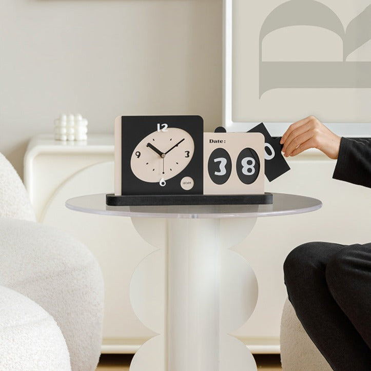Cute Decorative Table Clock for TV Lounge