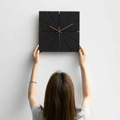 Minimalist Modern Silent Wall Decorative Clock for Livingroom