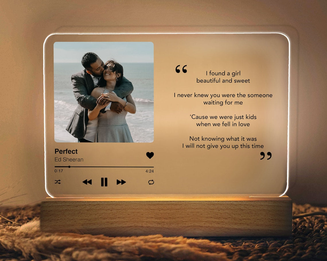 Loforay™ Personalized Couple Photo Favorite Song Lyrics Night Light