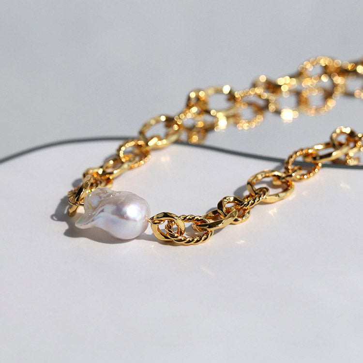Figaro Chain Baroque Pearl Necklace