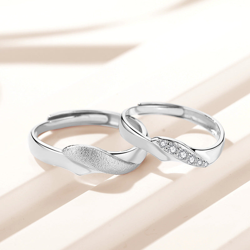 Custom Engraved Swirl Couple Wedding Rings for two